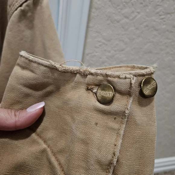 Vintage Rugged Carhartt Jacket - Picture 6 of 6